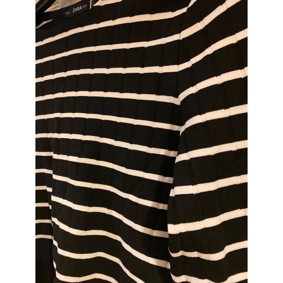 Zara Striped Cropped Sweater Size Small - Picture 3 of 4